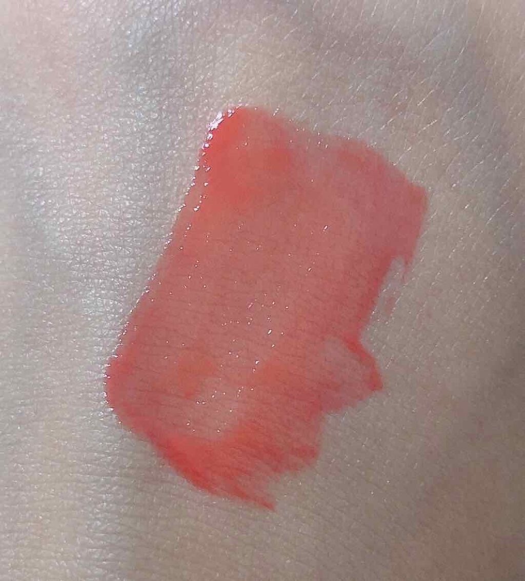 「今買いたいおすすめ柿色リップ9選|秋冬から春夏も使えるこなれアイテムをゲットせよ」の画像(#137266)