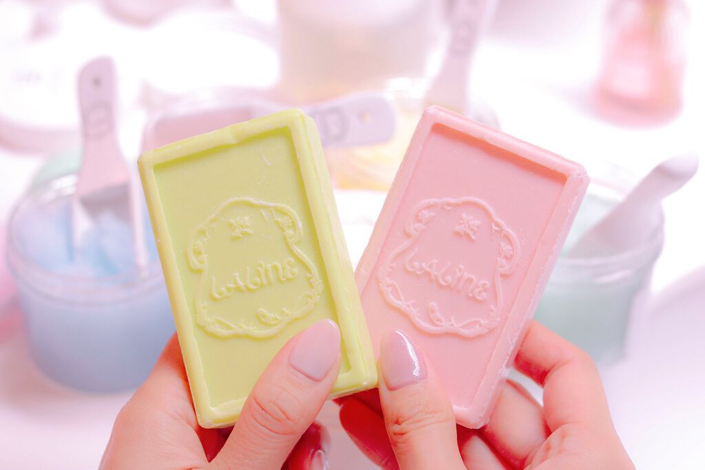 お肌にも休息日を♡おすすめ石鹸落ちファンデーションの画像