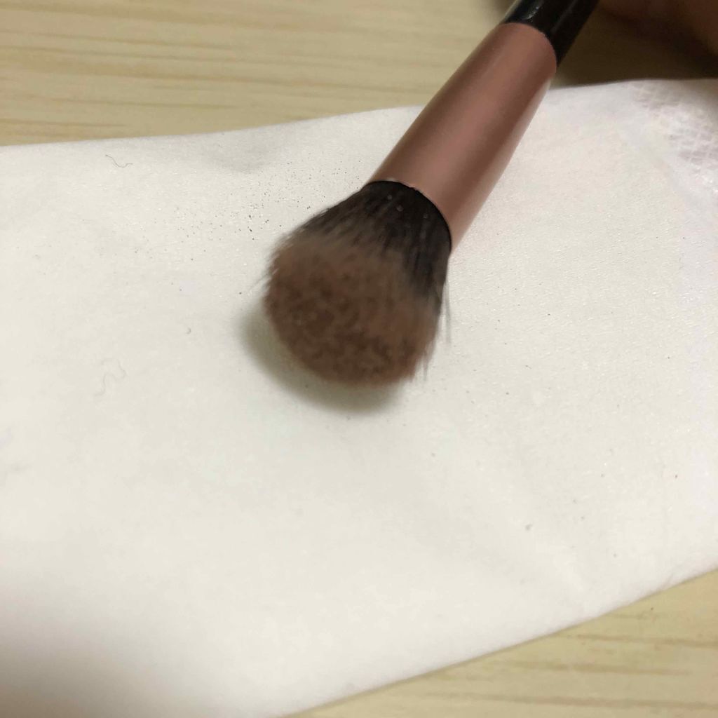 「【メイクブラシの洗い方】人工毛・天然毛別に徹底解説!簡単にキレイになるよ♡」の画像(#164167)