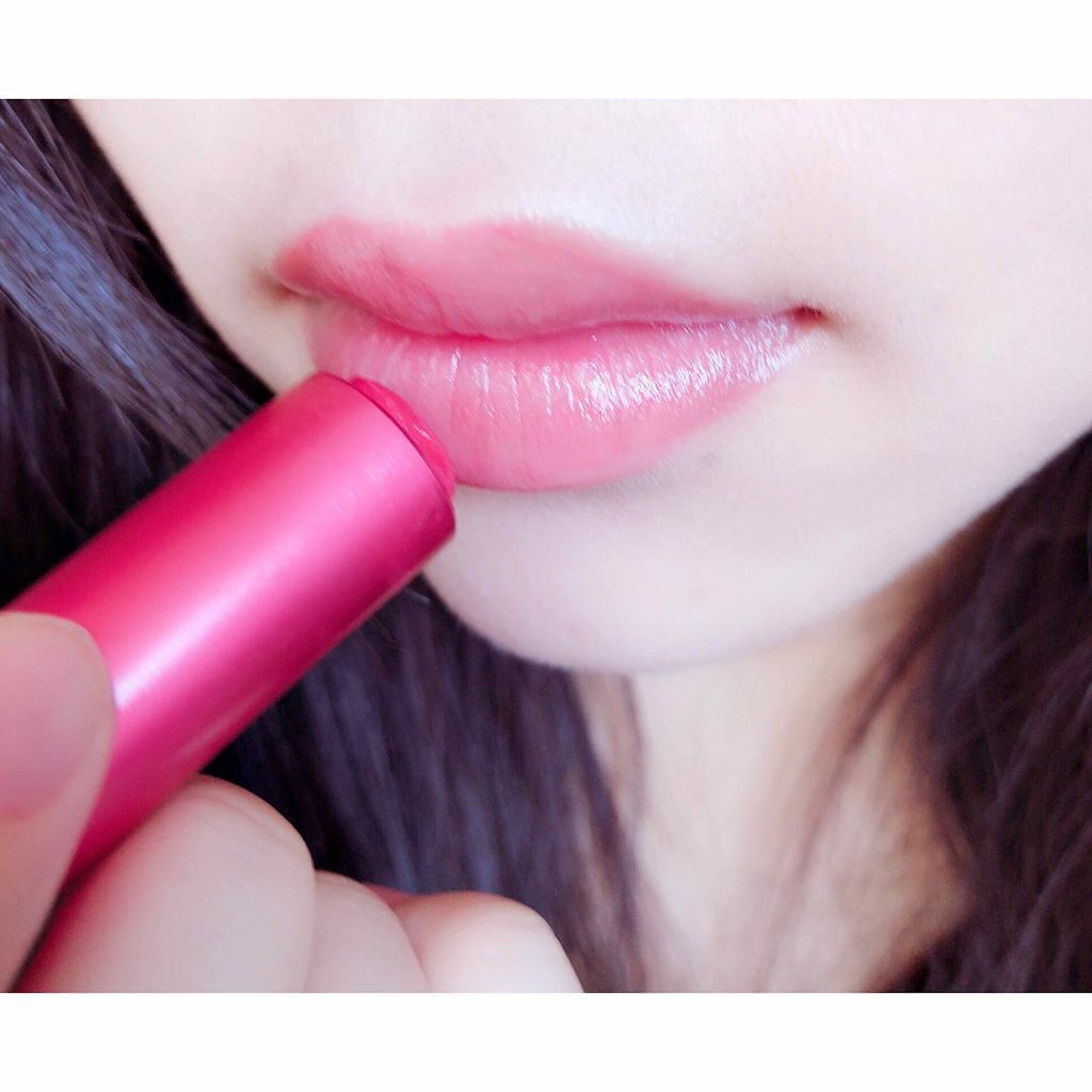 「色付きリップおすすめ10選|カラー・使用感を比較してぴったりの1本を見つけよう♡」の画像(#167951)