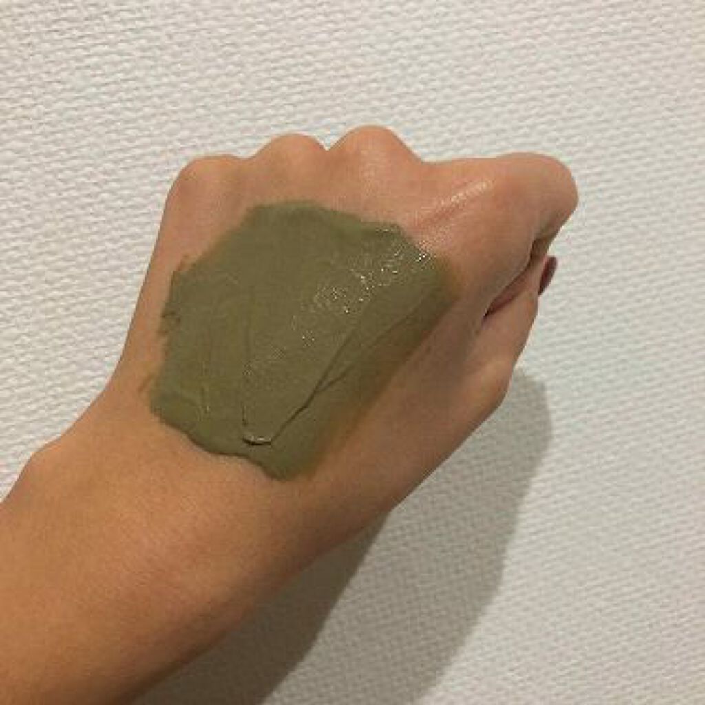 「じめじめ湿気と闘う肌に。クレイを取り入れてスッキリ明るい肌印象に!」の画像(#169354)