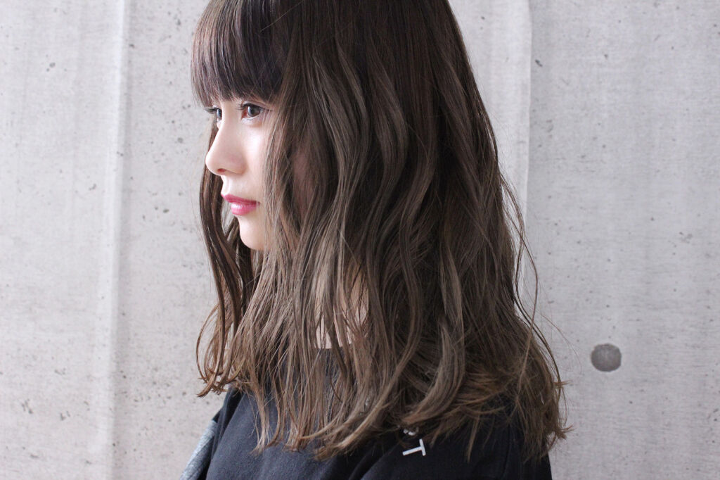 「ヘアカラーをもっと活かせる!メイクを変えて、より魅力的な私に♡」の画像(#176778)
