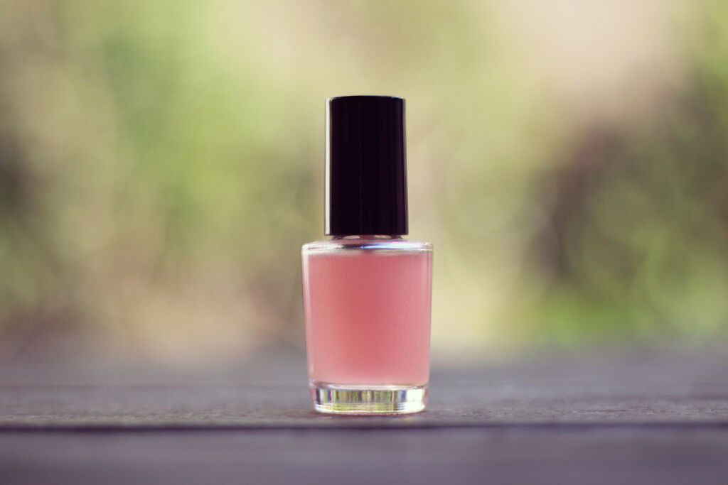 指先から秋を取り入れよ?¥324でGETできる優秀NAIL HOLICのおすすめカラー♡の画像