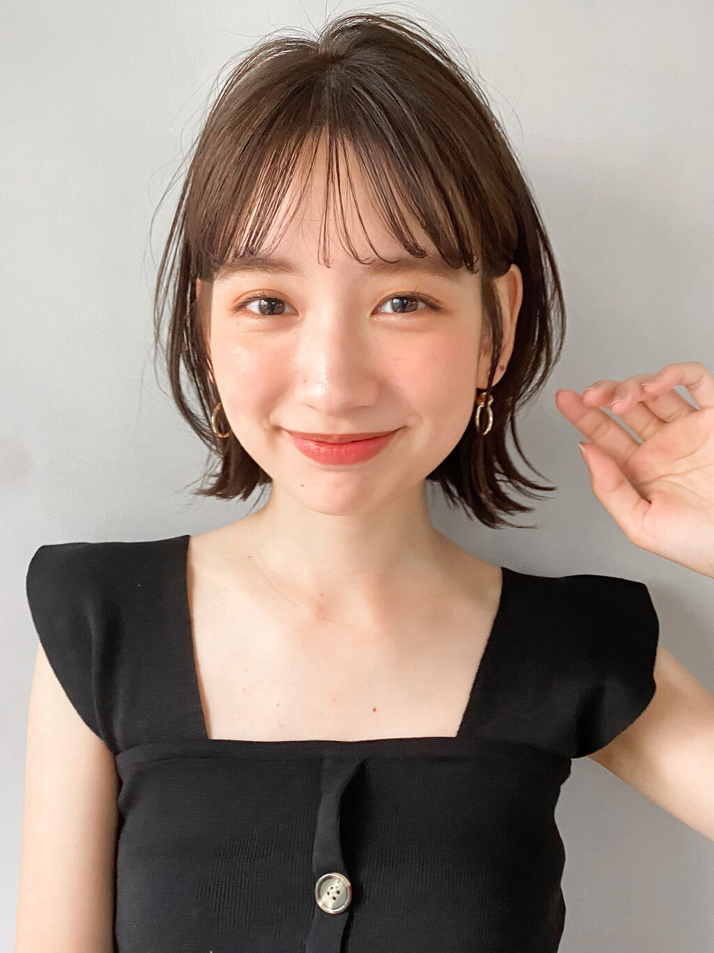 「ホホバオイルで髪と頭皮をケアしよう!使い方やおすすめ人気アイテムも」の画像(#196109)