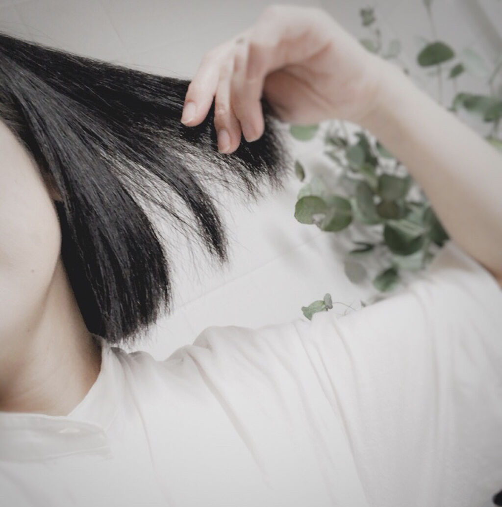 アルガンオイルでさらつや髪に!効果・使い方から人気おすすめ商品まで紹介の画像