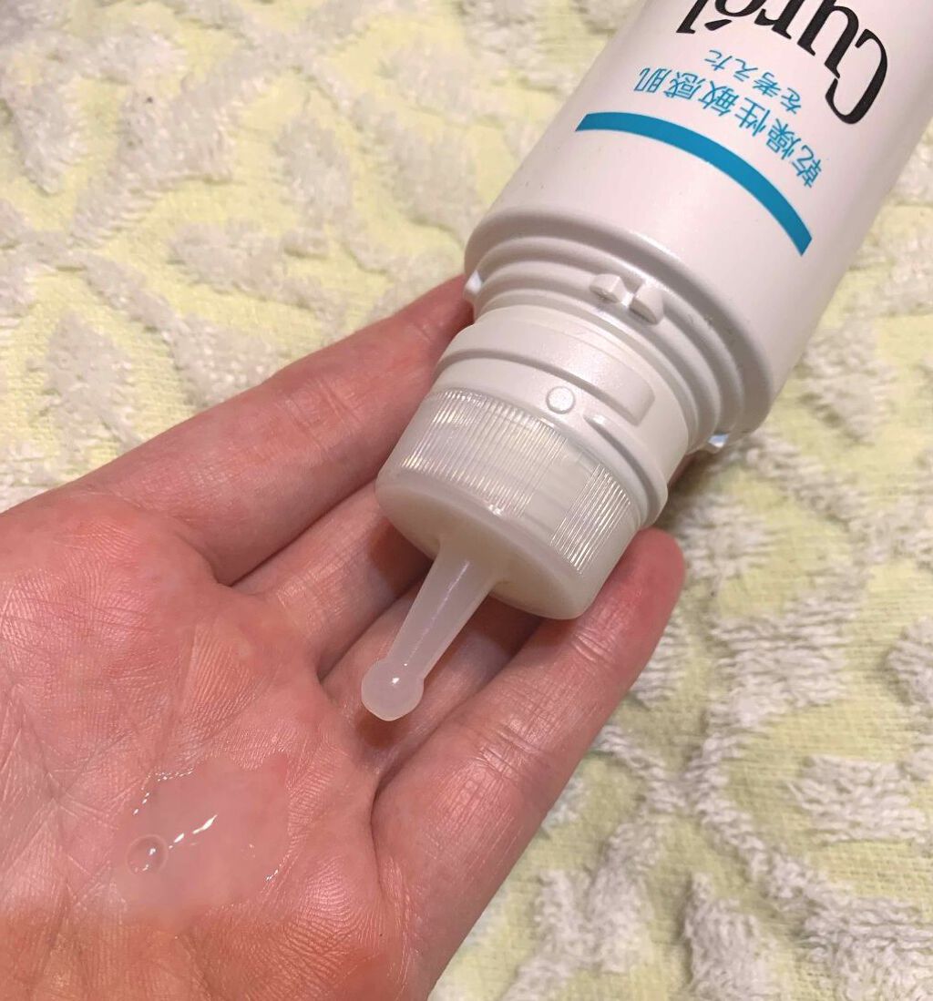 「女性におすすめの人気頭皮ケアアイテム10選|地肌を整えて美髪へ導く効果的な使い方も解説」の画像(#206509)