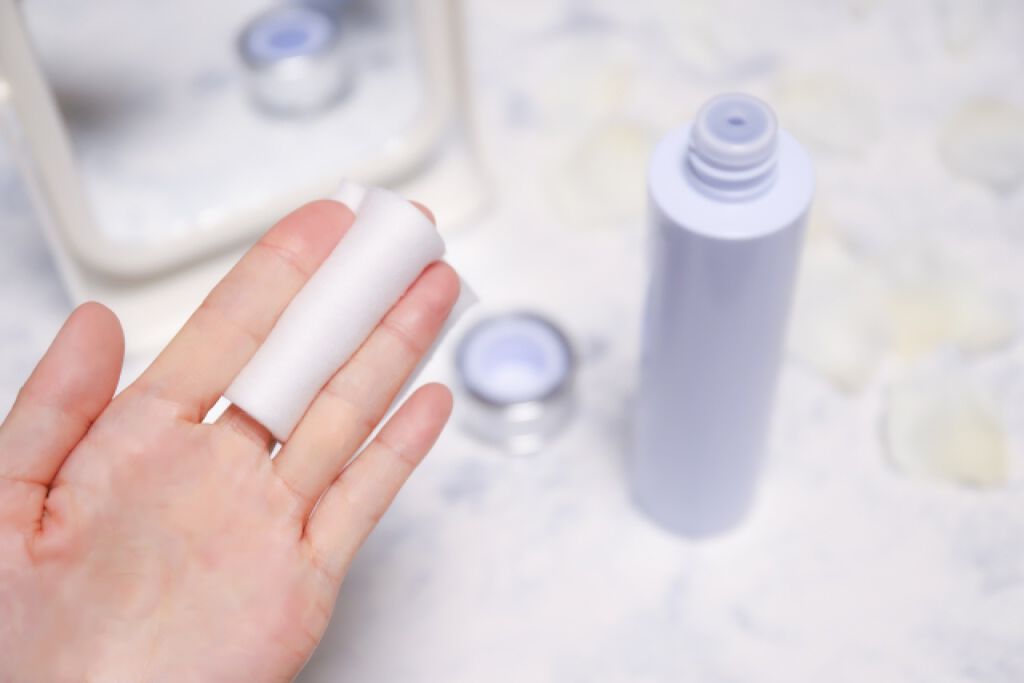 【医師監修】たるみ毛穴の原因は?気になる対策もご紹介《お肌の自信を取り戻す!》の画像