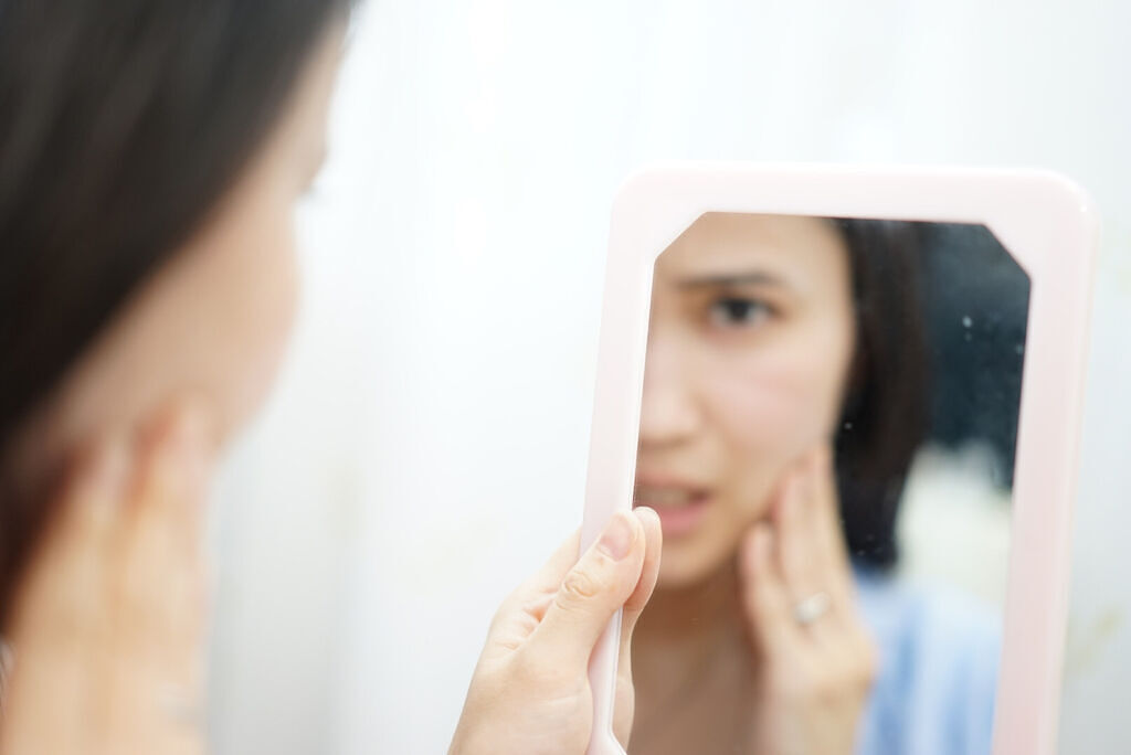 もうニキビや毛穴で悩まない!【美肌を作る正しい洗顔方法】NG行為&回数や時間など洗顔の疑問も解決の画像