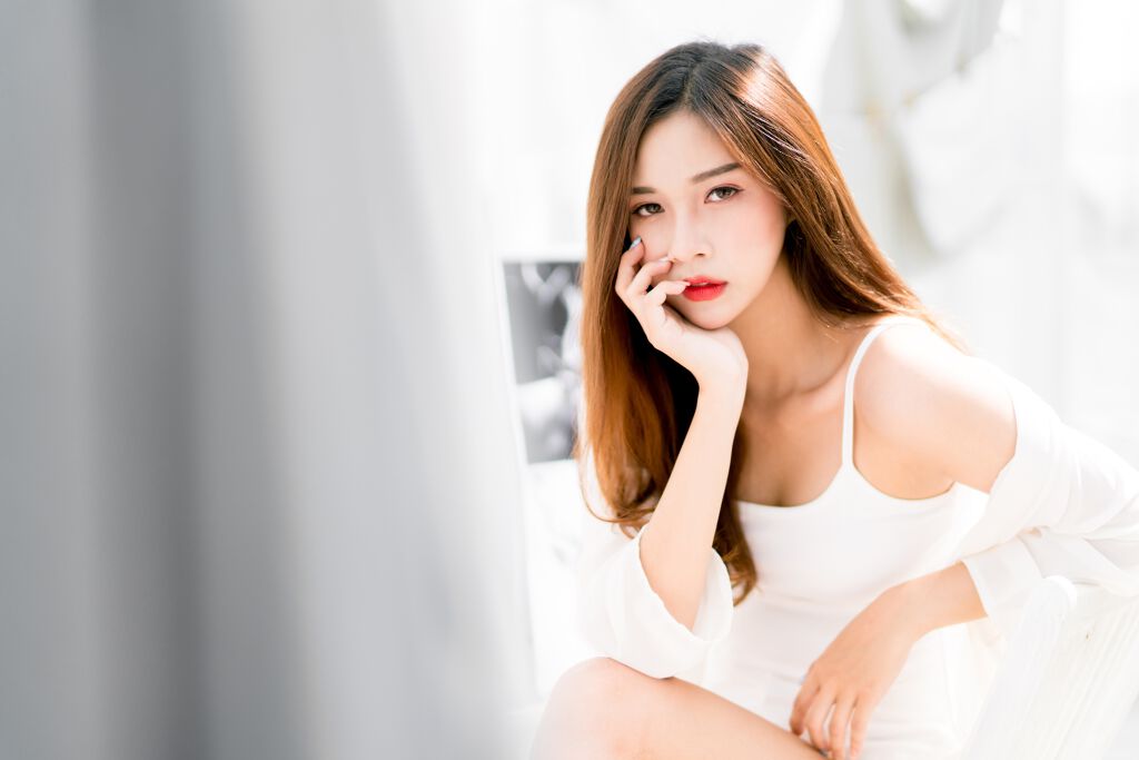 「周りに聞きにくい「眉毛」をセルフで手軽に脱毛する方法とは?注意点やおすすめアイテムも伝授!」の画像(#259901)