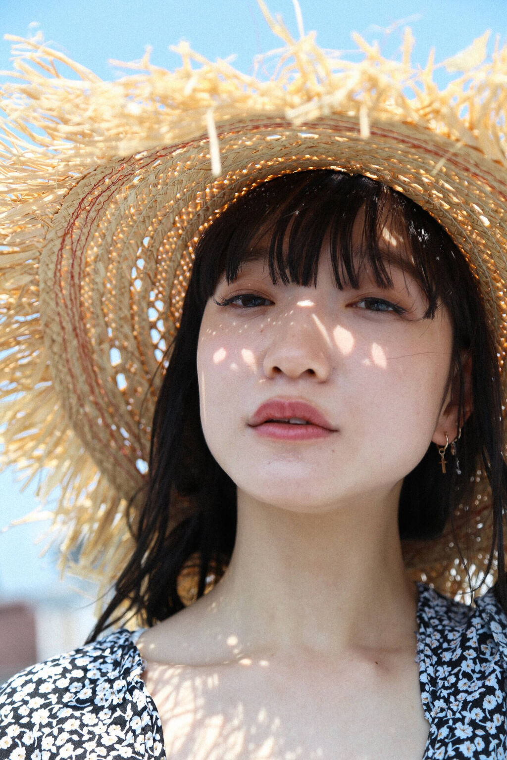 パープルの化粧下地で透明感溢れる肌に おすすめアイテム14選 使い方も Lips