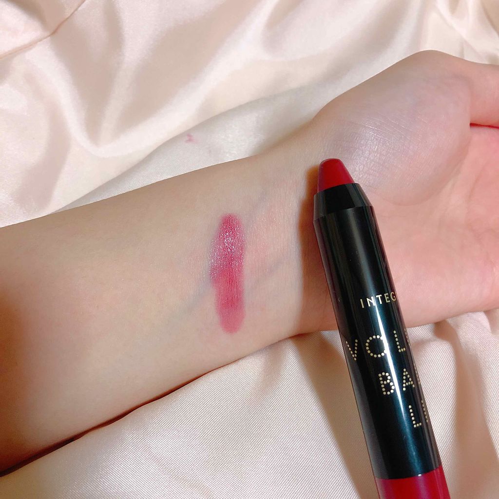 「可愛さも機能性もバッチリです♡色違いで欲しくなる<クレヨンリップ>」の画像(#29212)