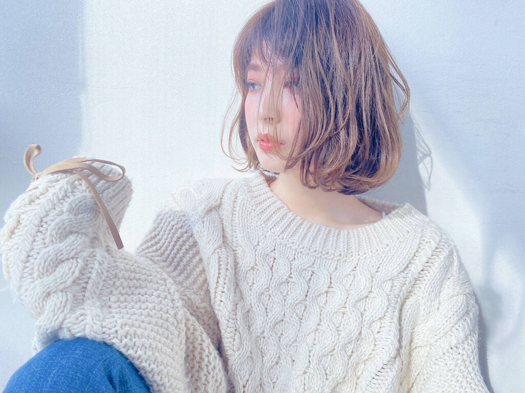 「【湿気で広がる髪&うねりの対策に】改善方法とおすすめヘアケア・スタイリング剤」の画像(#299658)