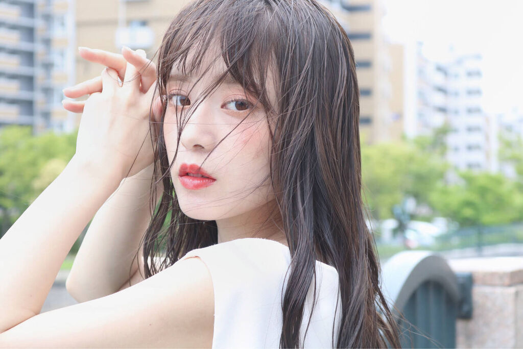 「ブルべ夏におすすめなミルクティー系の髪色12選|ベージュ・グレージュ・ブリーチなし等」の画像(#300374)
