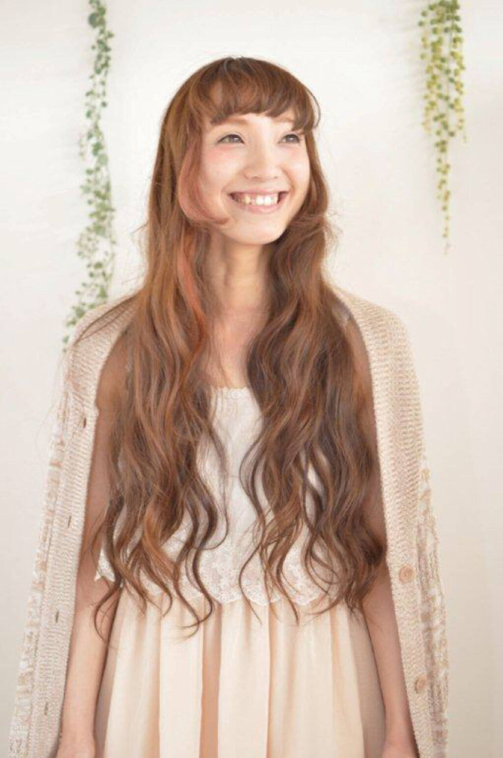 「"姫毛"とは?姫カットの種類と作り方、ショートやボブなど髪型別のアレンジ方法を解説!」の画像(#321378)