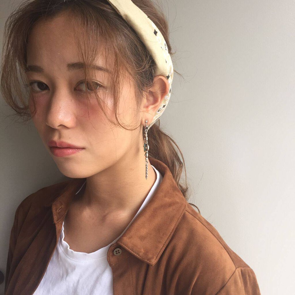 「伸ばしかけ前髪のおしゃれなアレンジ♡流し方やセンター分けの巻き方などを紹介」の画像(#321847)