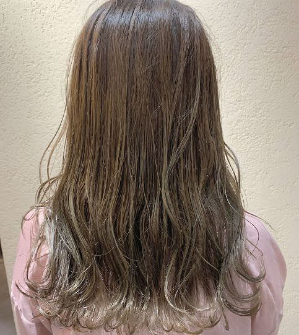 緑の髪色にしたいレディース メンズ必見 髪色の種類 発色をきれいにキープする方法もご紹介 Lips