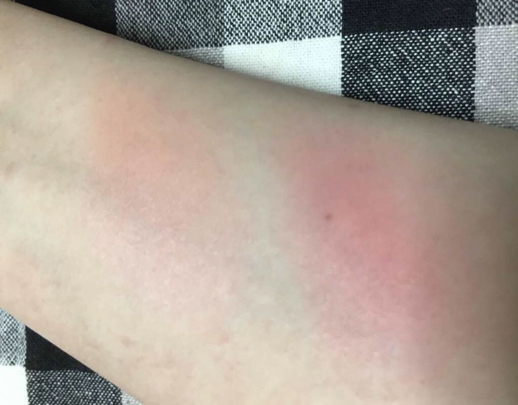 「肌馴染みの良いカラーで優しい印象に♡幸せを呼ぶコーラルピンクのコスメたち」の画像(#67178)