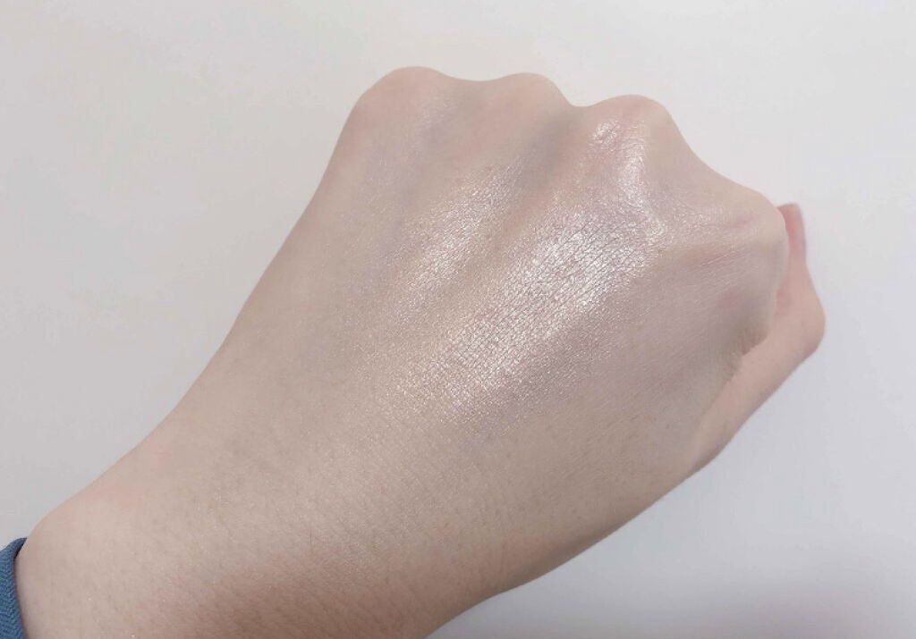 「仕上げのサッとひとハケでツヤ肌に♡毎日ヘビロテしたいパウダーハイライトを集めました!」の画像(#75909)