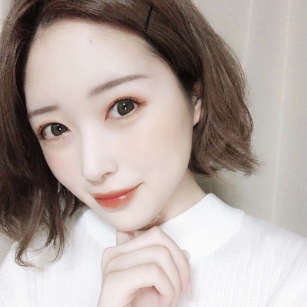 とっておきの一枚が撮れちゃう!自撮りで盛れる写真映えメイクのポイント&おすすめコスメの画像