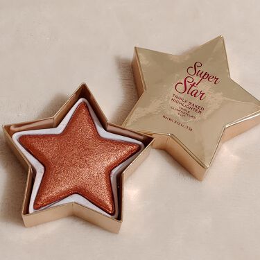限定色レビュー スターオブザショー ハイライター スーパースター Makeup Revolutionの口コミ 星形のペーパーケースが可愛いハイライター兼 By Macaron Lips