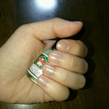 胡粉ネイル 上羽絵惣の口コミ 塗ると透明ベースに細かなグリーン系偏光ラメ By ゆかい フォロバ100 乾燥肌 代前半 Lips