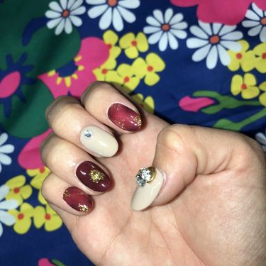 Shジェルネイル ライト対応 セリアの口コミ 超優秀 100均で買えるおすすめマニキュア 大人な指先に 魅せる By ミちゅを 混合肌 代前半 Lips