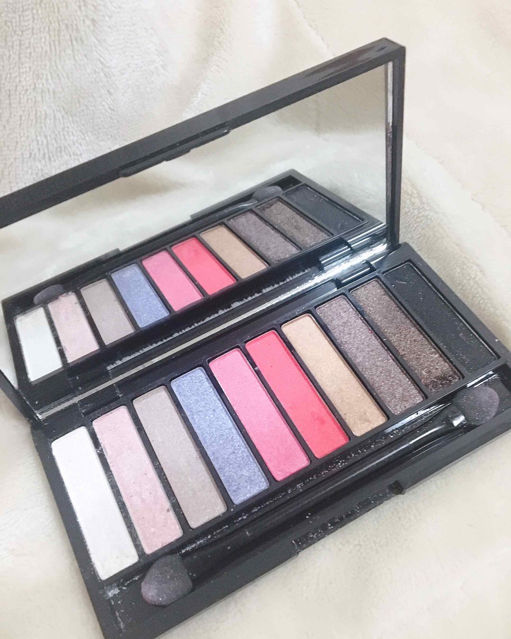 試してみた エンジェル ハート キスミー アイシャドウパレット ライオン ハート ハグミー アイシャドウパレット エンジェルハートのリアルな口コミ レビュー Lips