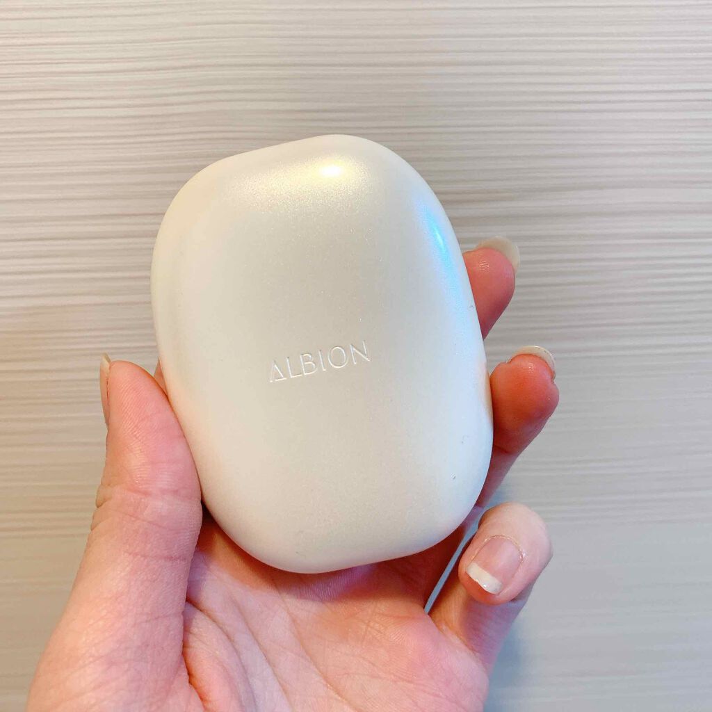 ALBION 皙潤雪膚輕感粉餅