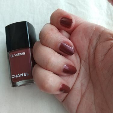 21年春新作マニキュア ヴェルニ ロング トゥニュ Chanelの口コミ Chanelの新作ネイル こういう色 持っ By さこ 40代後半 Lips