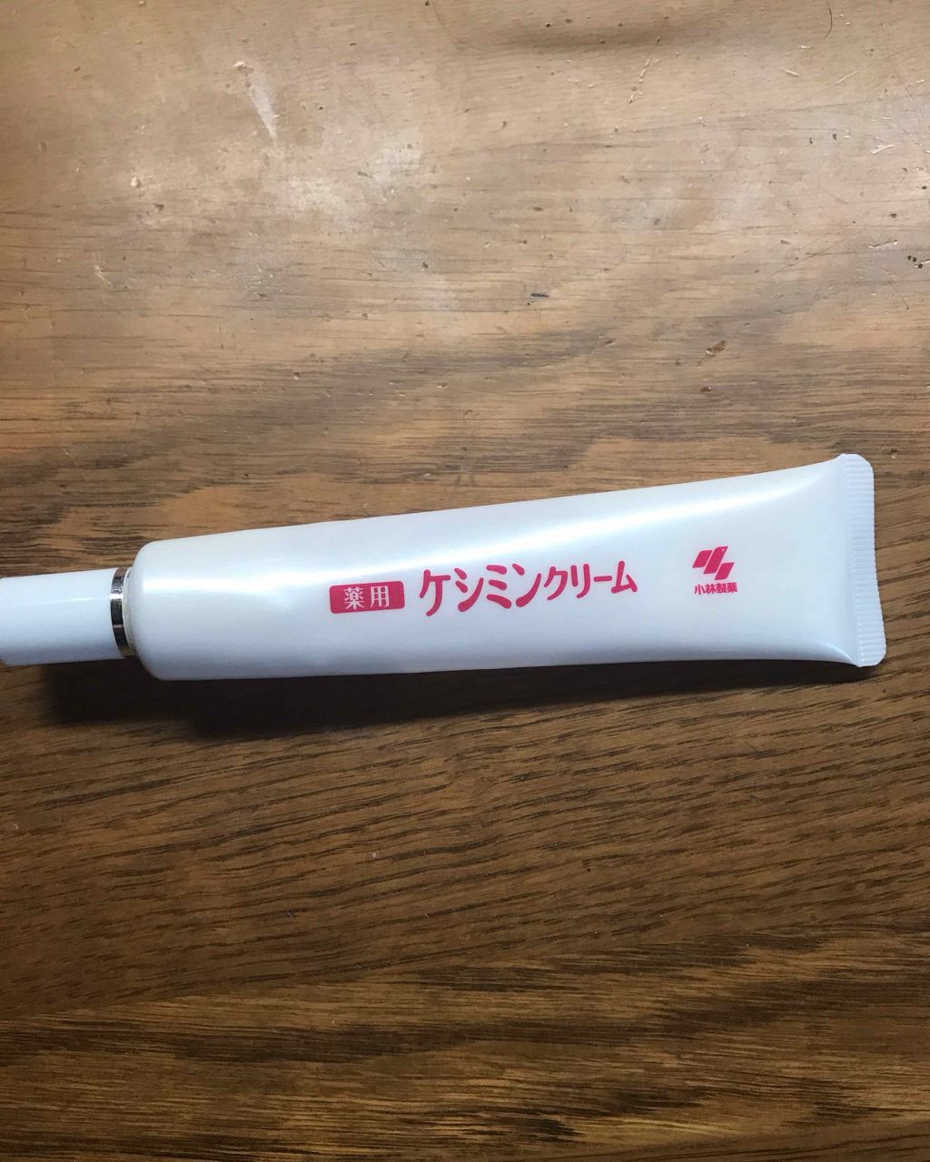 ケシミンクリーム F ケシミンの辛口レビュー あまり変化は感じない 昔からある目の周りの By 秋乃 Lips