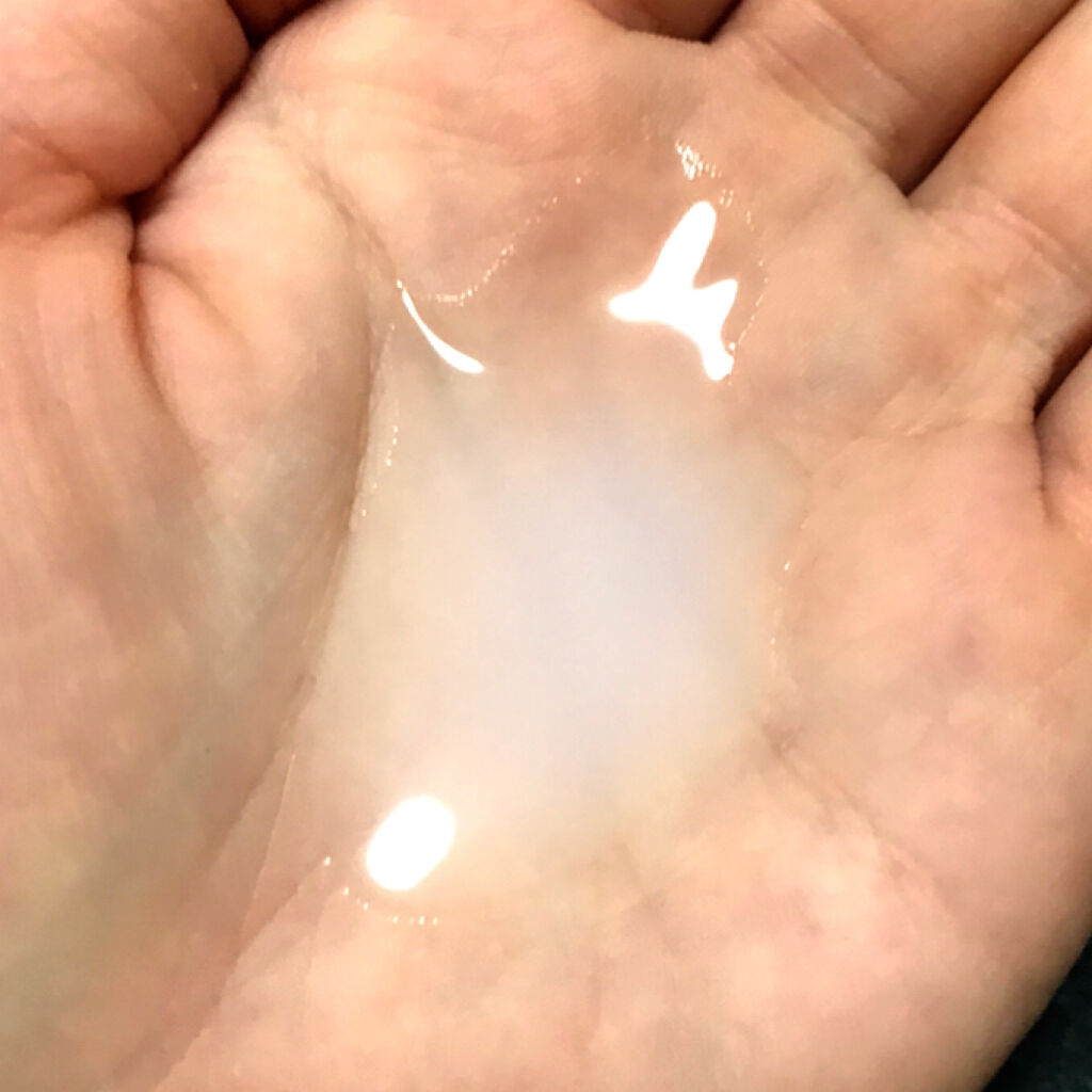 step2:化粧水をつける