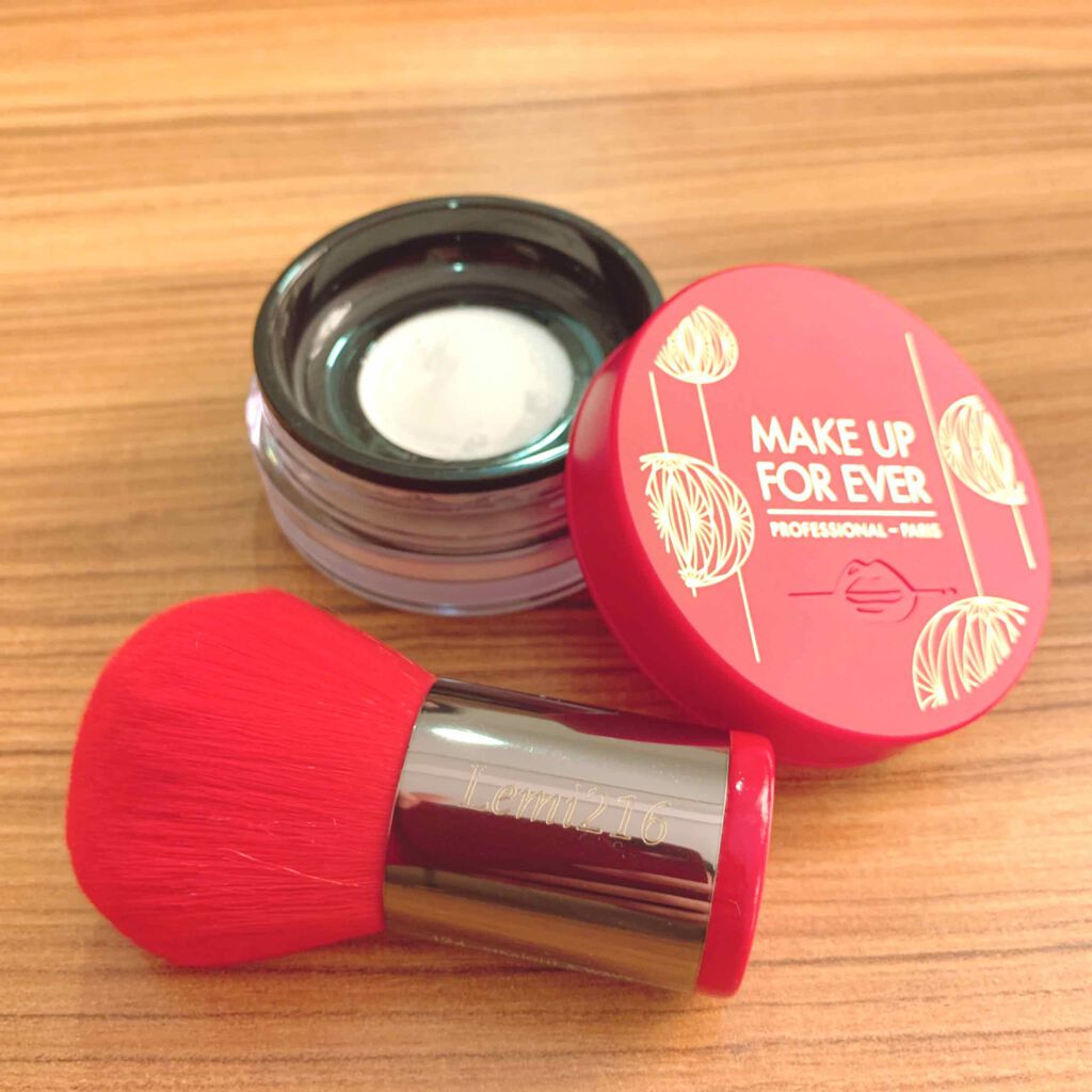 ウルトラhdルースパウダー Make Up For Everを使った口コミ メイクアップフォーエバーの限定セットを自分 By Lemi 乾燥肌 20代後半 Lips