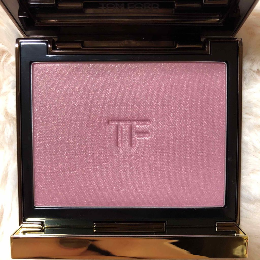 TOM FORD BEAUTYウード・ウッド ボディ モイスチャライザー+