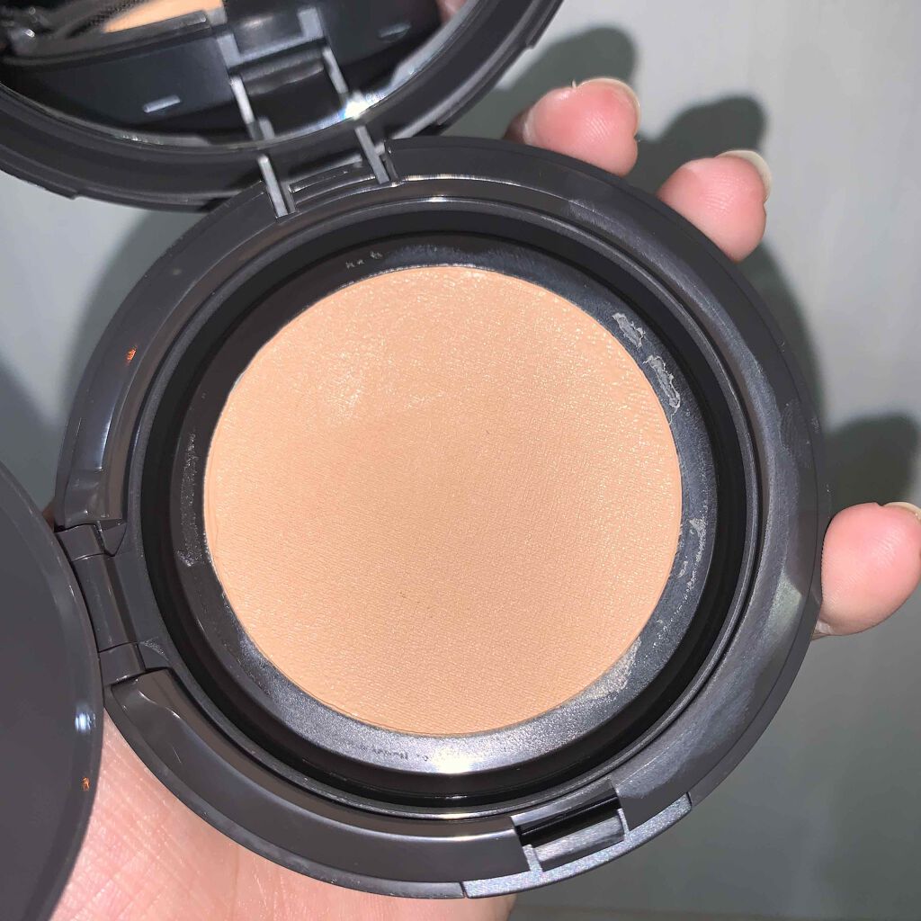 ライトフィット クッション Innisfreeの人気色を比較 乾燥肌におすすめのクッションファンデーション Innisfreeラ By じょん 混合肌 10代後半 Lips