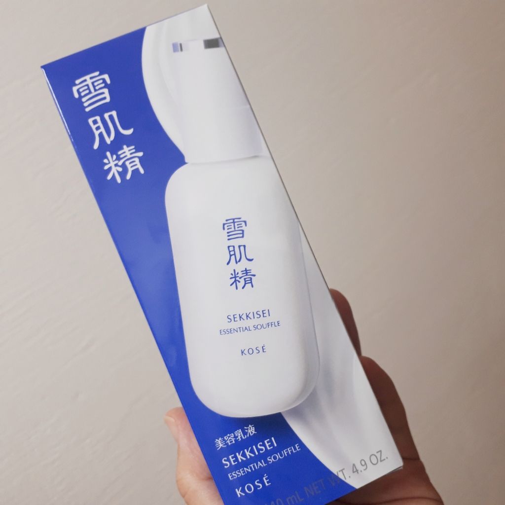 エッセンシャル スフレ 雪肌精の使い方を徹底解説 混合肌におすすめの乳液 雪肌精 エッセンシャル By Riiima 混合肌 30代前半 Lips