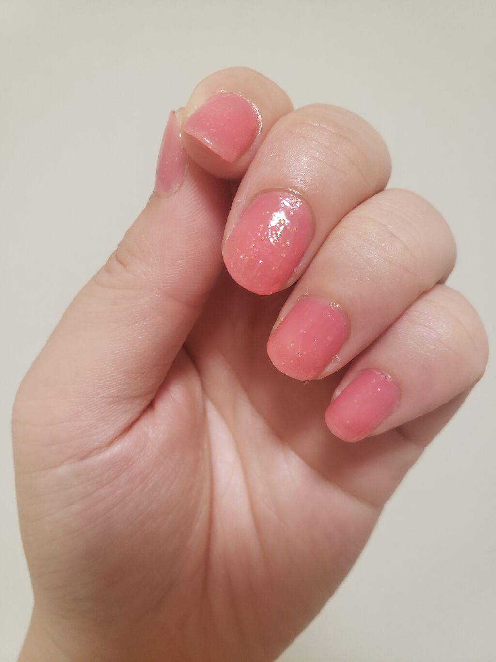 ネイルラッカー ダズリングビジュー Jill Stuartの口コミ 商品の写真よりも落ち着いたピンク サーモン By Ayano 代前半 Lips