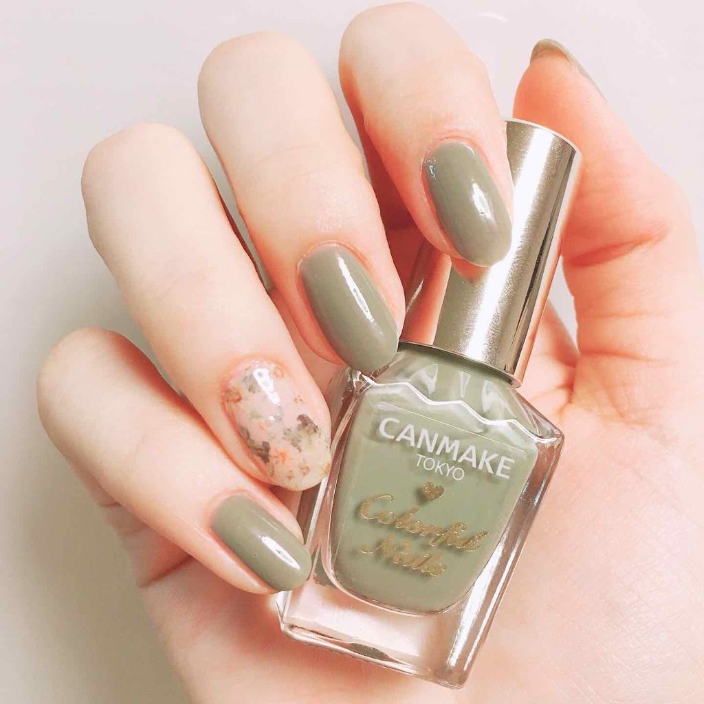 カラフルネイルズ キャンメイクを使った口コミ 押し花ネイル 夏の旅行以降使ってなか By 敏感肌 代前半 Lips