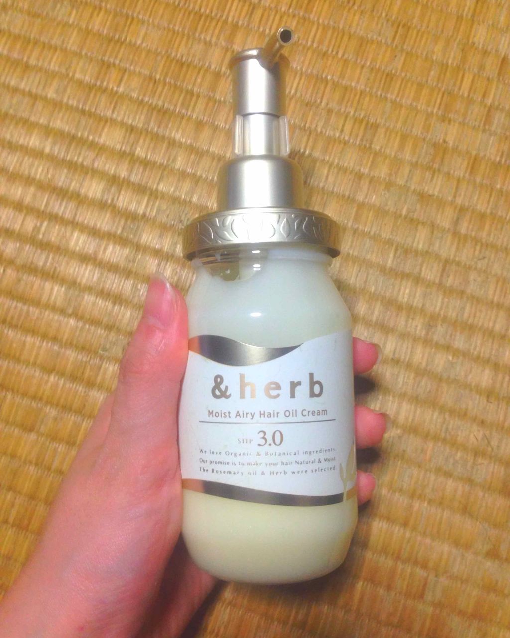 モイストエアリーシャンプー1 0 Herbの口コミ 髪の毛って 水分量が多ければつややかに見え By Kumica 乾燥肌 30代前半 Lips