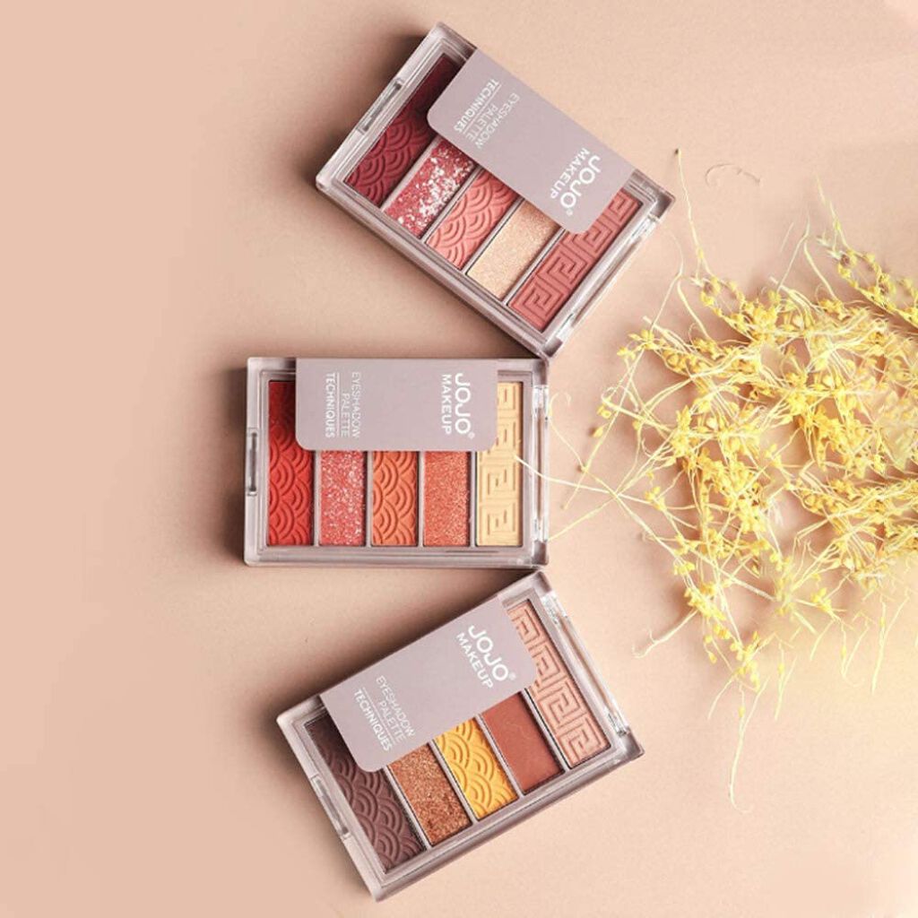 人気色をチェック アイシャドウパレット Jojo Makeupのリアルな口コミ レビュー Lips