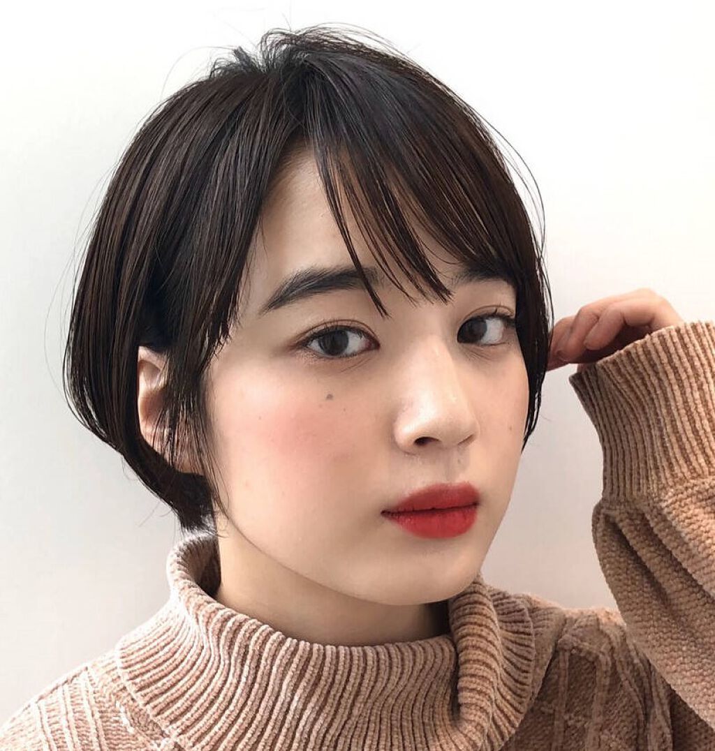 「ほくろメイク」で色っぽいモテ顔を手に入れて|簡単な書き方&ほくろの位置は?消し方も解説のサムネイル