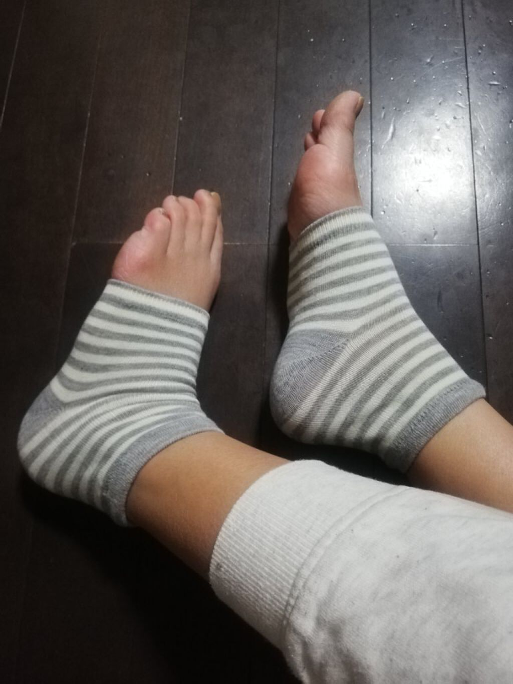 保湿用かかとソックス キャンドゥの口コミ キャンドゥ 保湿用かかとソックス保湿クリー By 保育士まま 敏感肌 30代前半 Lips