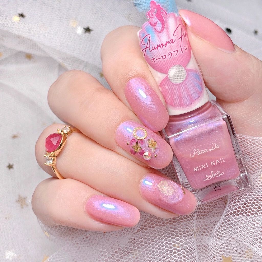 限定マニキュア ミニネイル パラドゥの口コミ パラドゥオーロラフィンでキラキラぷっくり By Aiainail フォロバします 乾燥肌 代後半 Lips