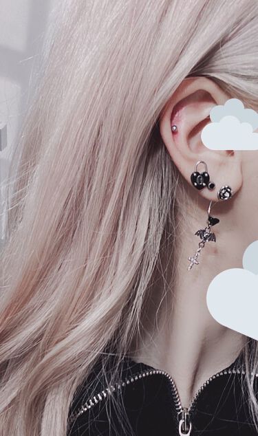 ピアッサー ピナックの口コミ 軟骨ピアスを開けたお話 最近開けた軟 By Liii 代前半 Lips