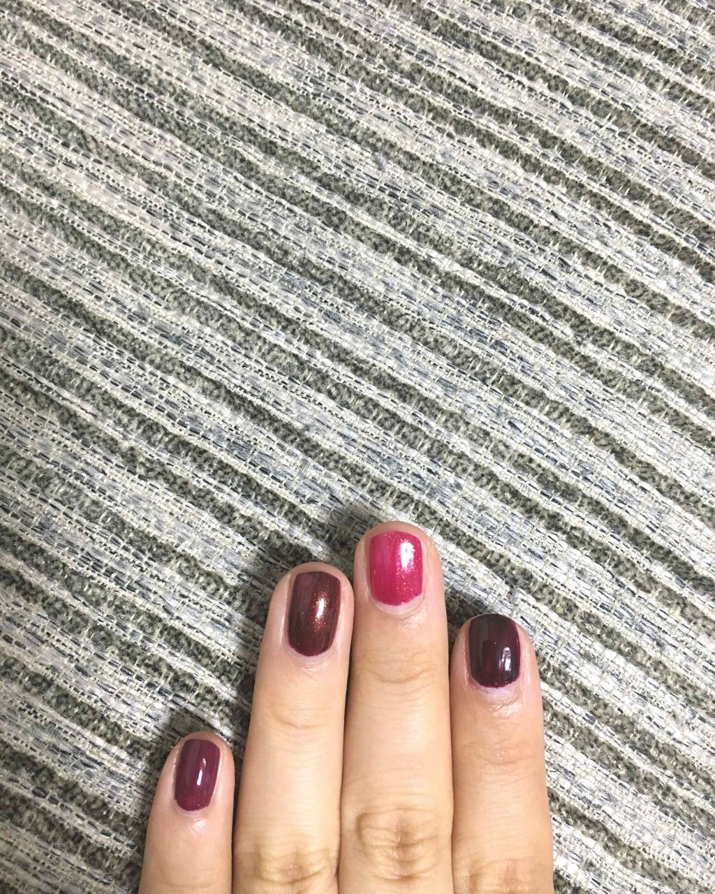 Pa ネイルカラー Paを使った口コミ ボルドー系ネイル 比べ塗り O By ほむほむ 乾燥肌 30代前半 Lips