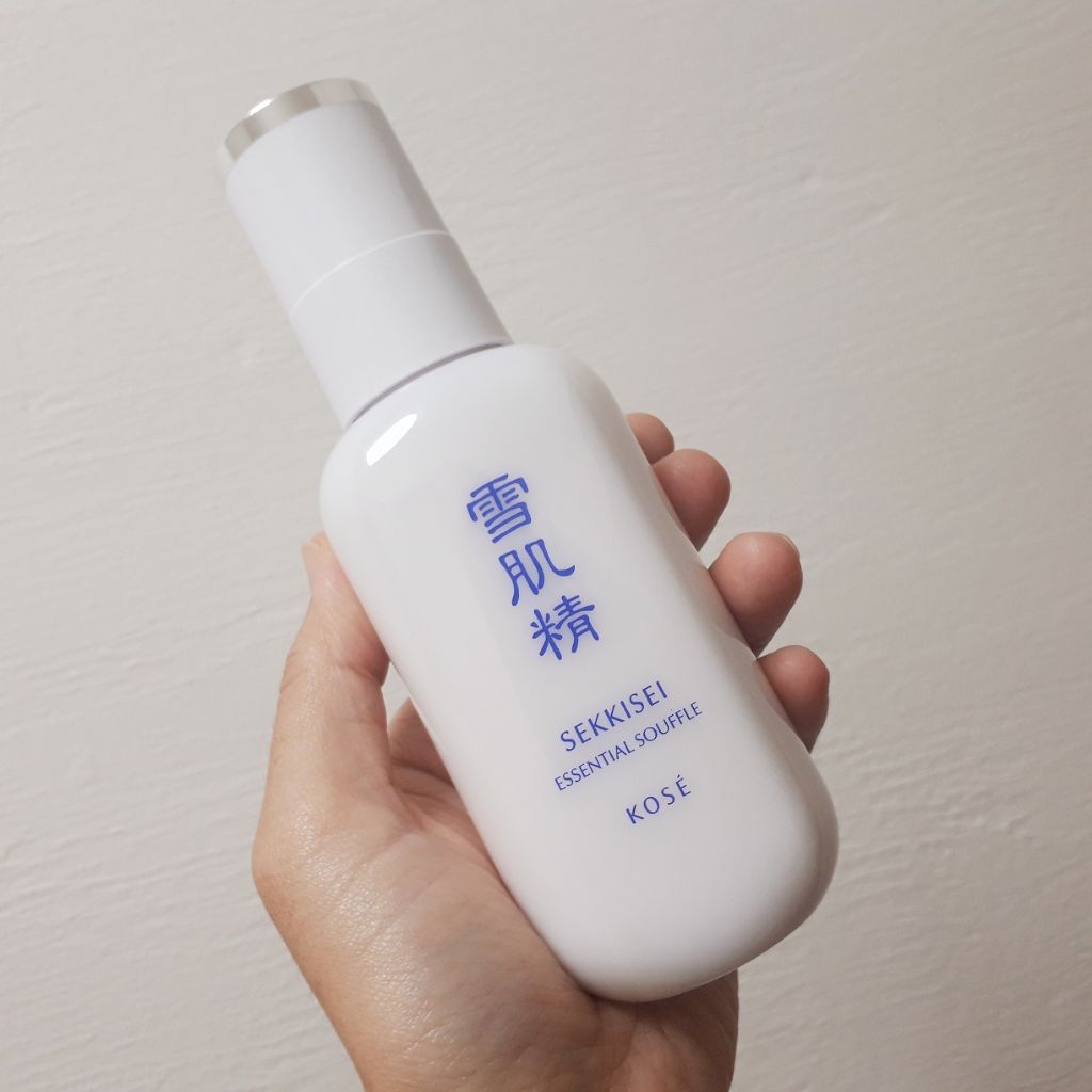 エッセンシャル スフレ 雪肌精の使い方を徹底解説 混合肌におすすめの乳液 雪肌精 エッセンシャル By Riiima 混合肌 30代前半 Lips