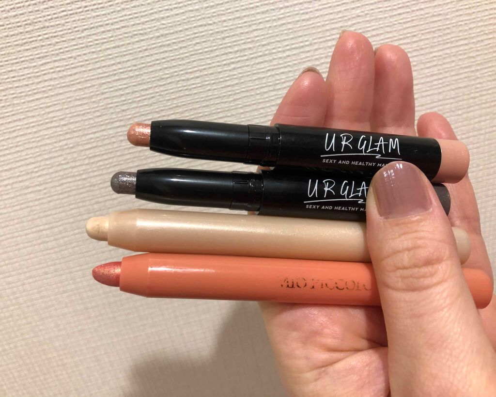 Ur Glam Eyeshadow Stick Urglamの使い方を徹底解説 ユーアーグラム アイシャドウスティック0 By ハルコ ブルベ夏 敏感肌 40代前半 Lips