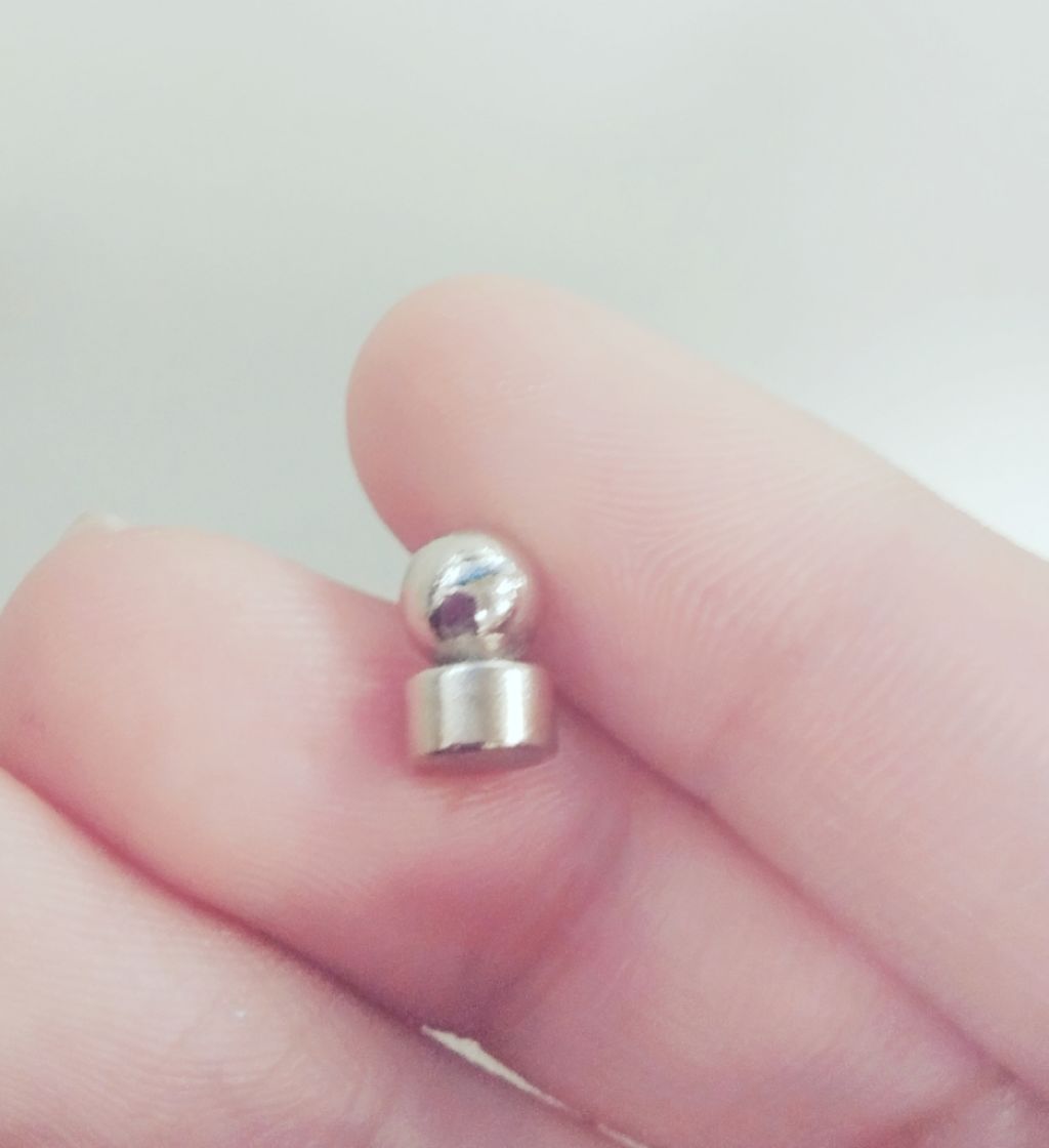 マグネットピアス Daisoの口コミ 超優秀 100均で買えるおすすめコスメ ピアス禁止の学生さん注 By 突き指 Lips マグネットピアス Daisoの口コミ 超優秀 100均で買えるおすすめコスメ ピアス禁止の学生さん注 By 突き指 Lips