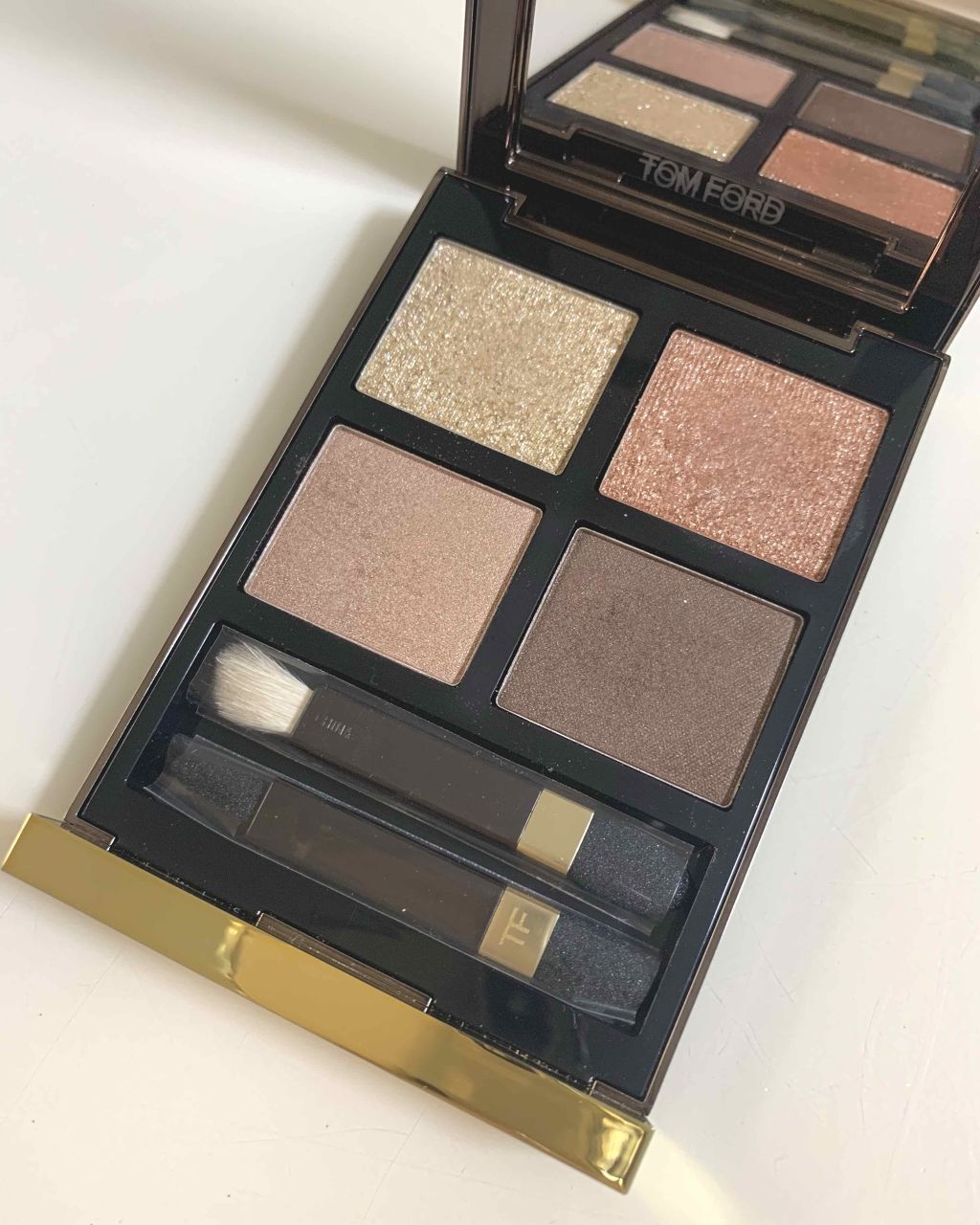 新色レビュー アイ カラー クォード Tom Ford Beautyの人気色を比較 トムフォードのアイカラークォードこちらの色 By Mari 混合肌 30代前半 Lips