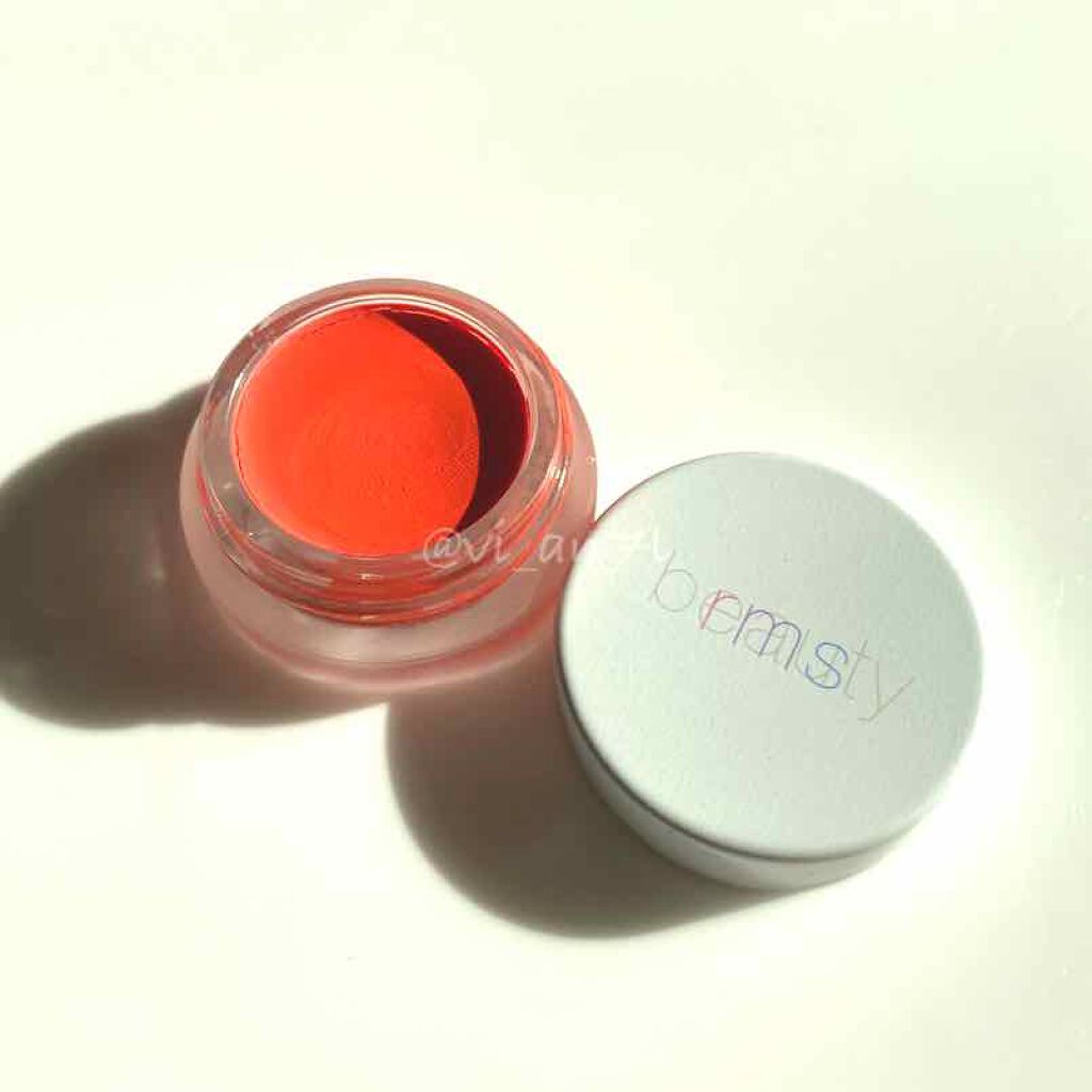 チーク:rms beauty リップチーク