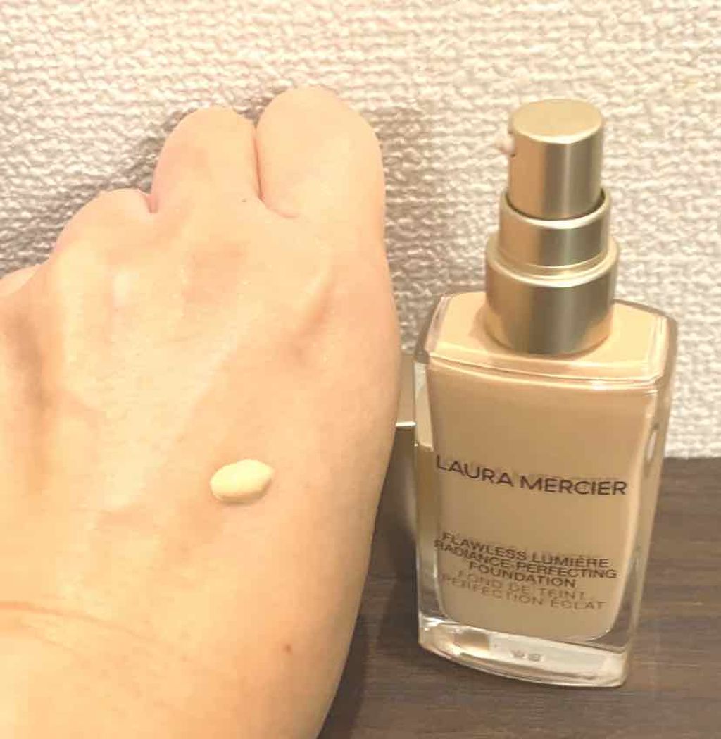 フローレス ルミエール ラディアンス パーフェクティング ファンデーション Laura Mercierの色味は 色選びの参考になる口コミ ローラメルシエフローレスルミエールラディア By れな 乾燥肌 Lips